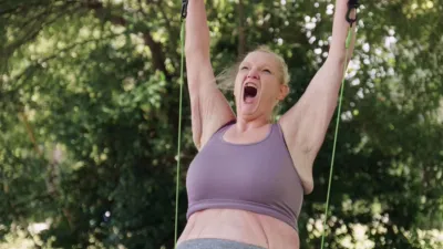 thumbnail - S3:E1 The Fat and the Furious