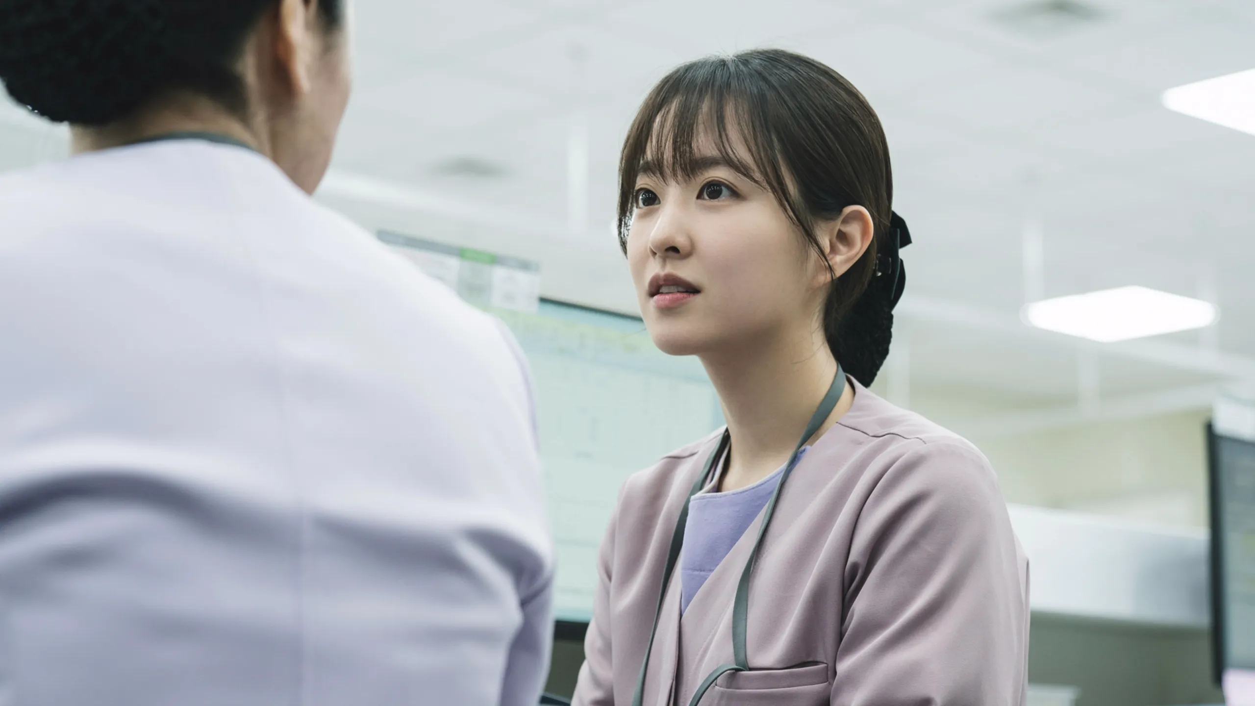 thumbnail - S1:E4 Episode 4: Outsiders