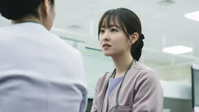 thumbnail - S1:E4 Episode 4: Outsiders