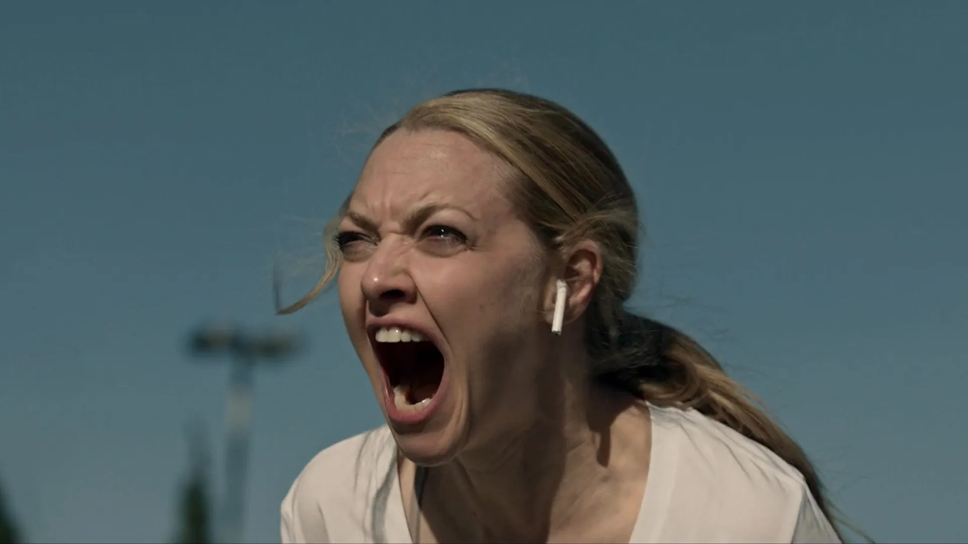 thumbnail - S1:E8 Lizzy