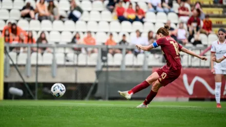 UEFA WCL Extended Highlights: Roma v Barcelona