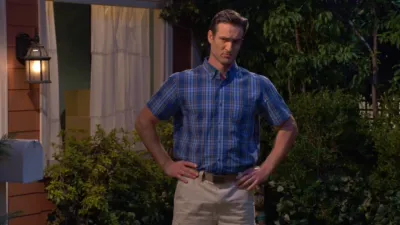 thumbnail - S2:E6 Aliens Among Us