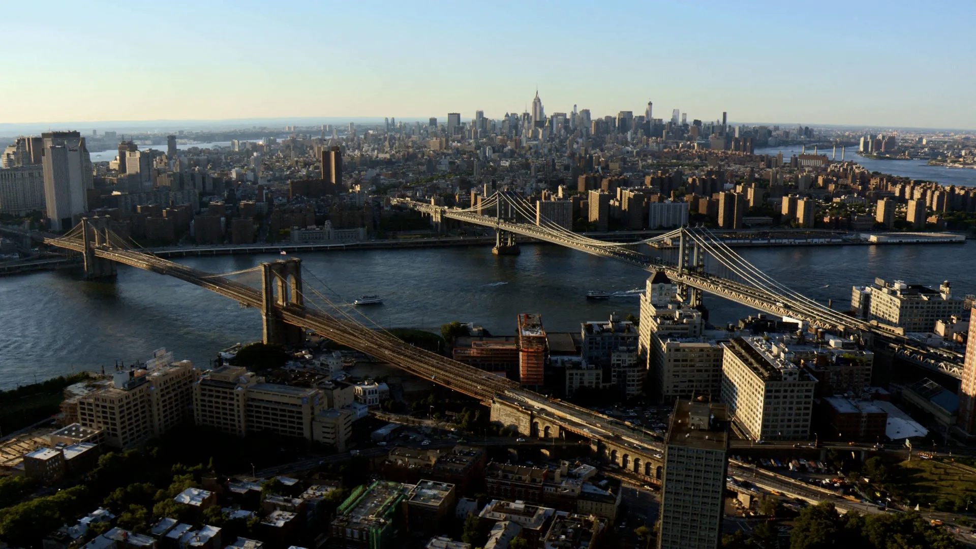 thumbnail - S3:E2 Gone in a New York Minute