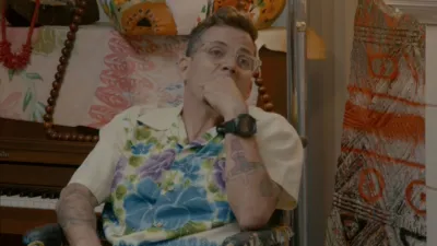 thumbnail - S1:E4 Hurt People, Heard People