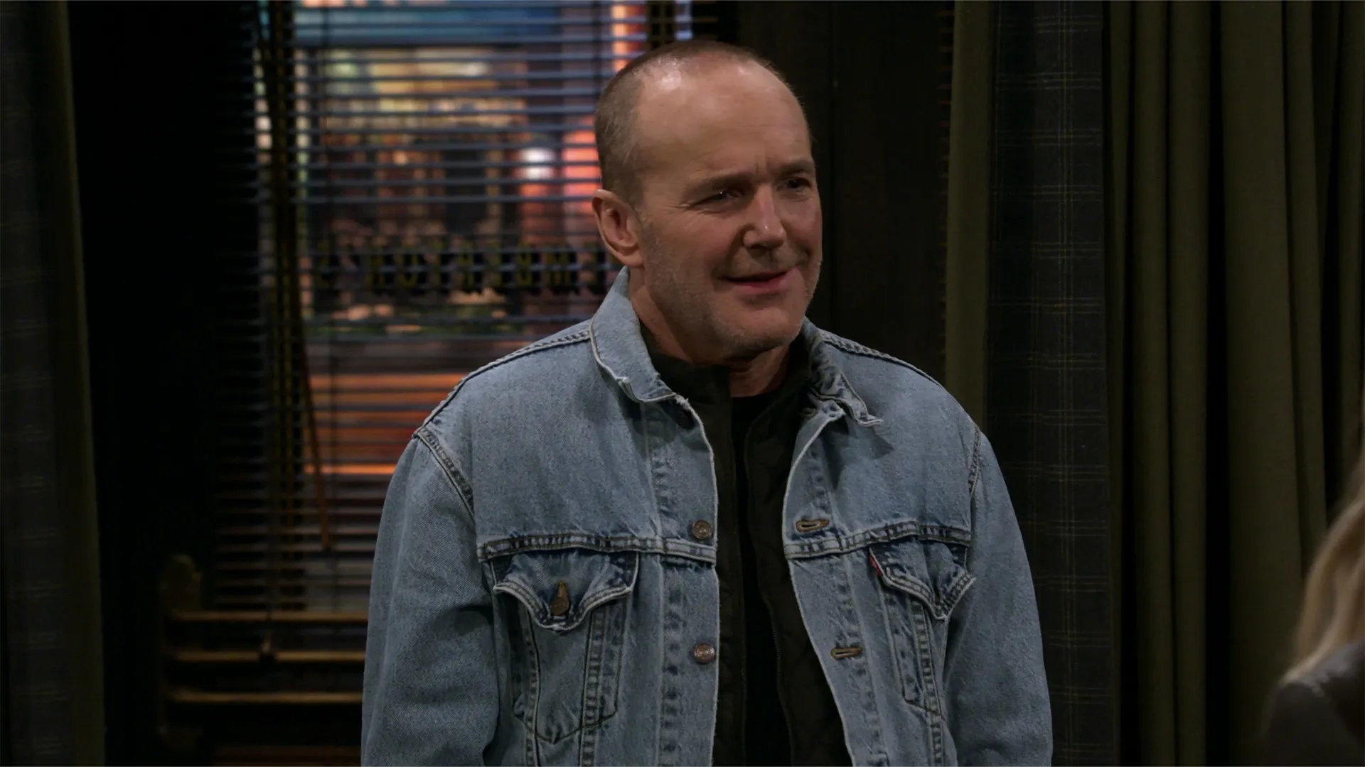 thumbnail - S2：第13話「ファミリー・ビジネス」