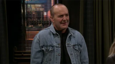 thumbnail - S2:E13 Family Business