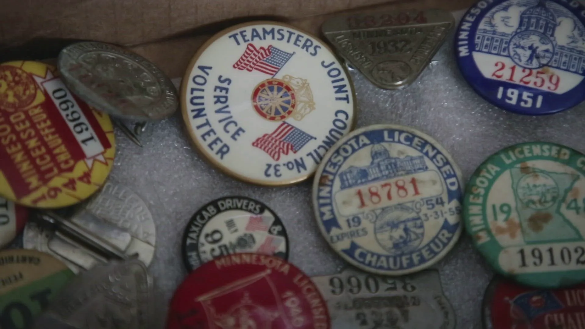 thumbnail - S26:E1 Evel Empire