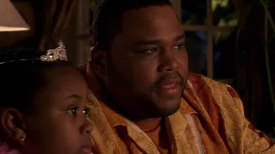 thumbnail - S5:E8 Pop Pop Goes the Weasel