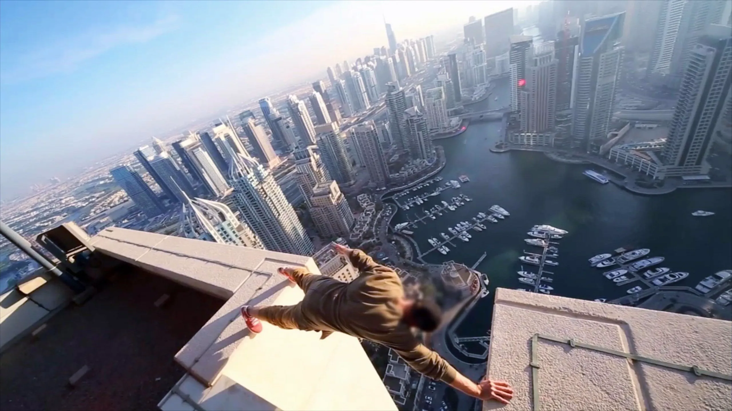 thumbnail - S2:E8 Shocking Stunts