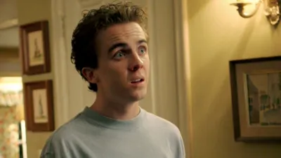 thumbnail - S7:E4 Halloween