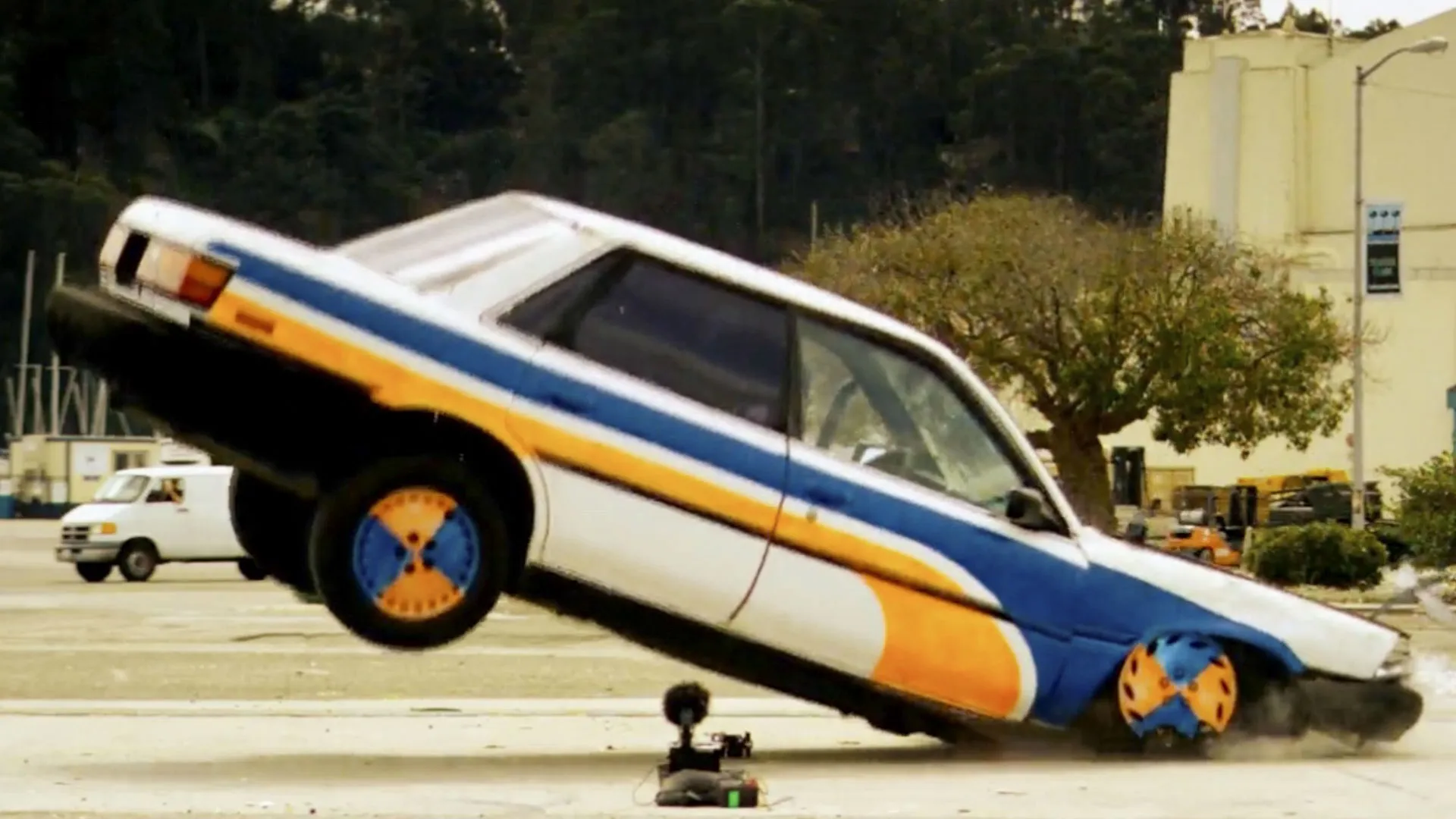 thumbnail - S19:E5 Driven to Destruction