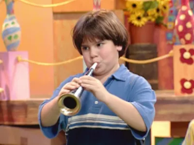 thumbnail - S3:E2 Join the Parade