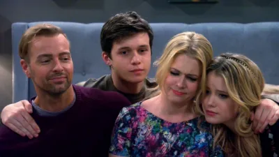 thumbnail - S4:E13 Call of Duty