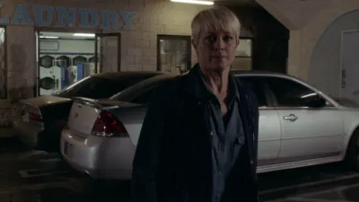 thumbnail - S5:E1 Resist