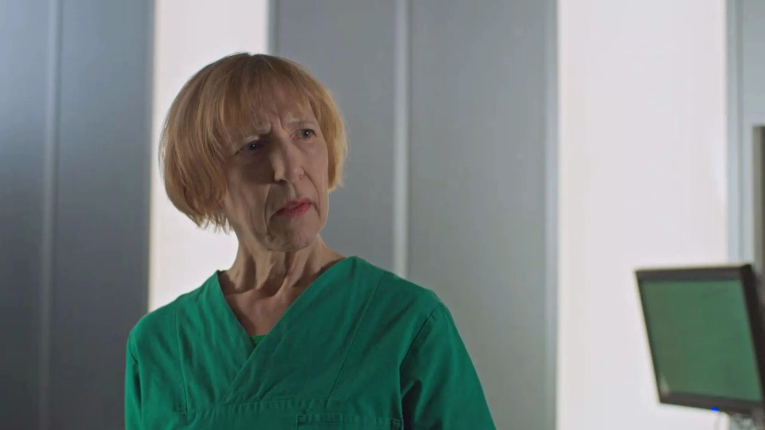 thumbnail - S20:E21 Karoline Undercover - Teil 1