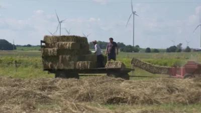 thumbnail - S1:E3 Haymakers