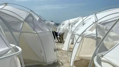 thumbnail - S1:E4 The Fyre Festival Con