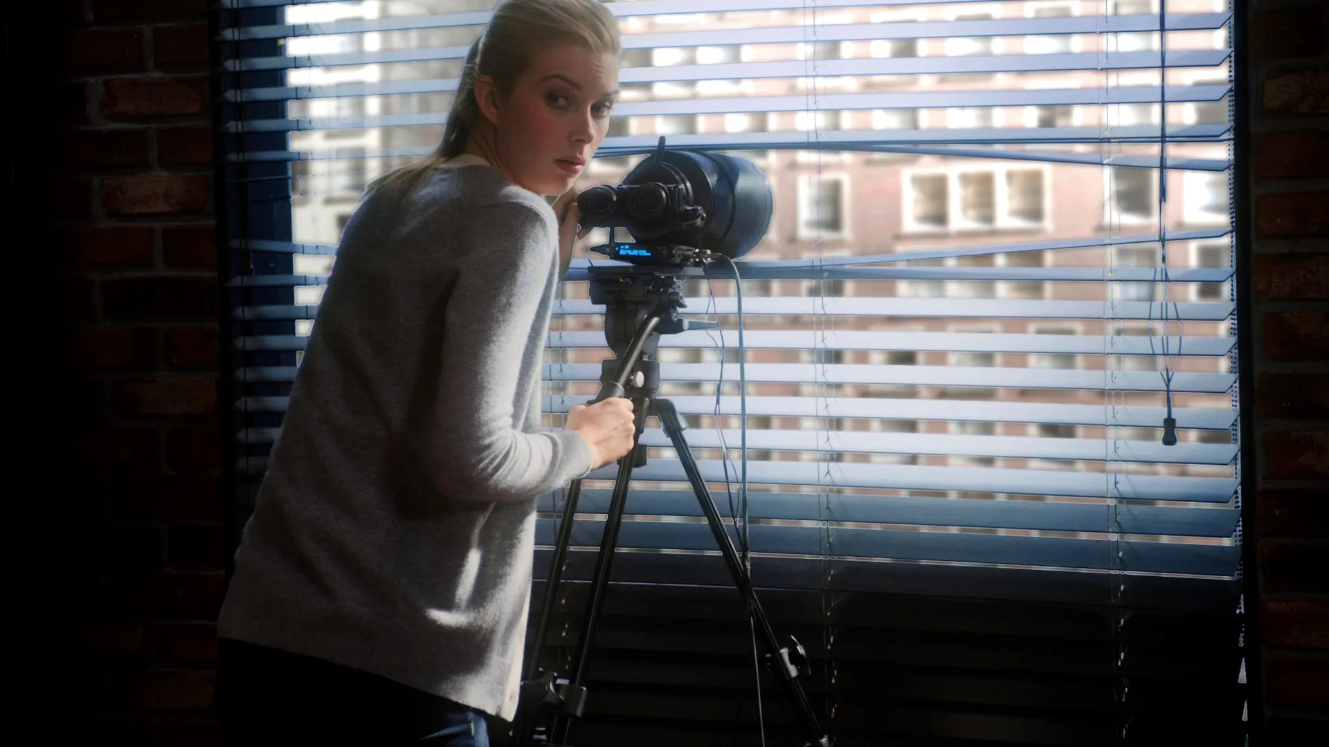 thumbnail - S1:E4 "I See You"