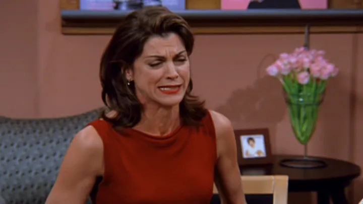 thumbnail - S4:E2 When Nina Met Elliott