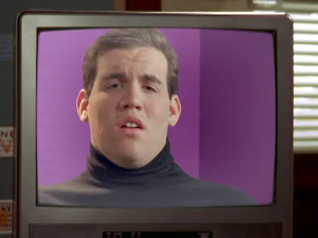 thumbnail - S2:E17 Easy Crier