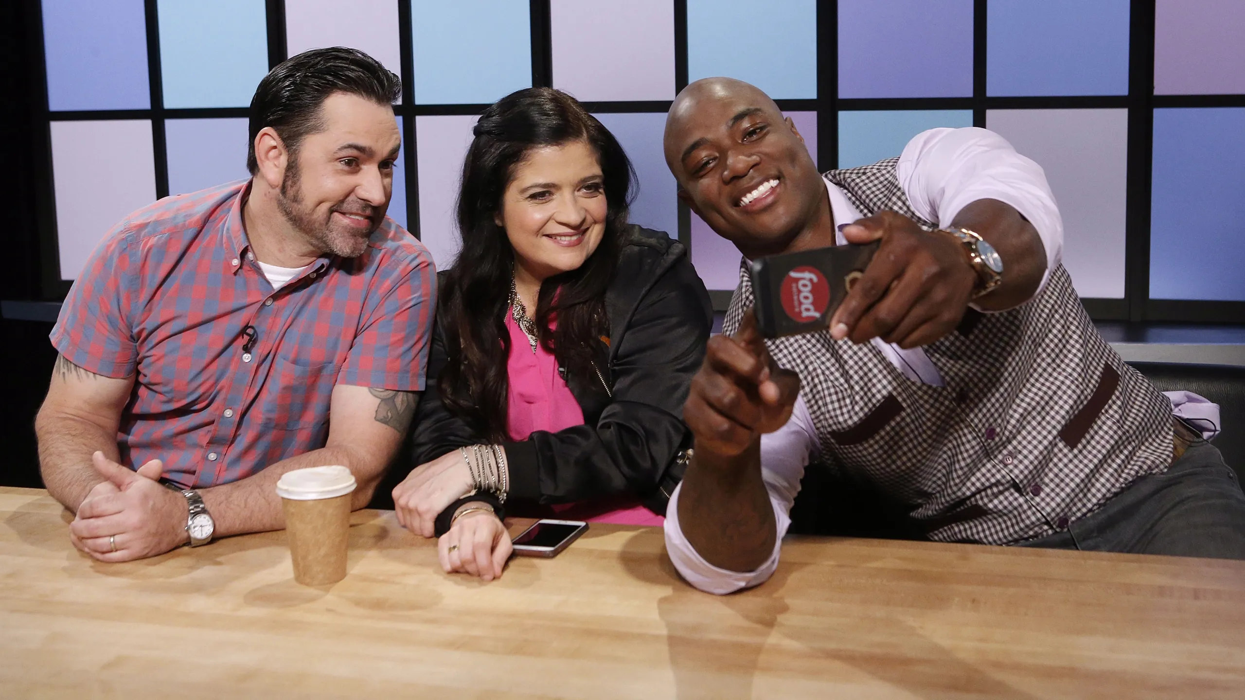 thumbnail - S4:E4 Donut Sweat It