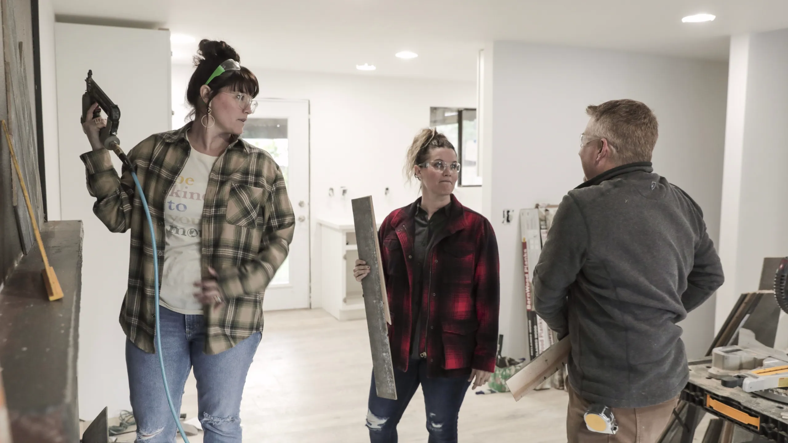 thumbnail - S2:E10 Rough Rental Reno