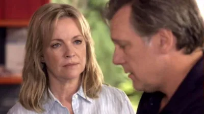 thumbnail - S6:E9 Role Reversals