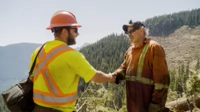 thumbnail - S1:E8 Cash or Ash