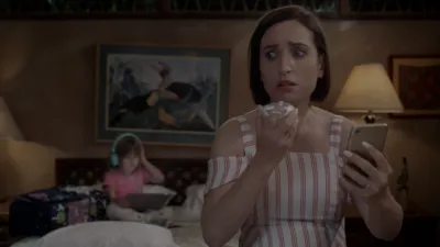 thumbnail - S4:E1 Jungle Push Resort Anniversary