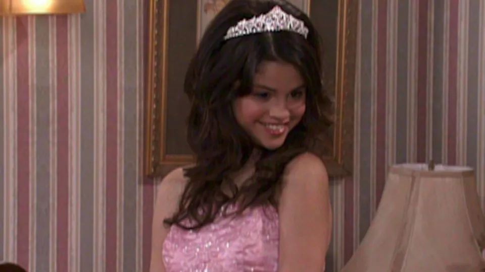 thumbnail - S1:E20 Quinceanera