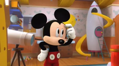 thumbnail - S1:E23 Birthday Scavenger Hunt