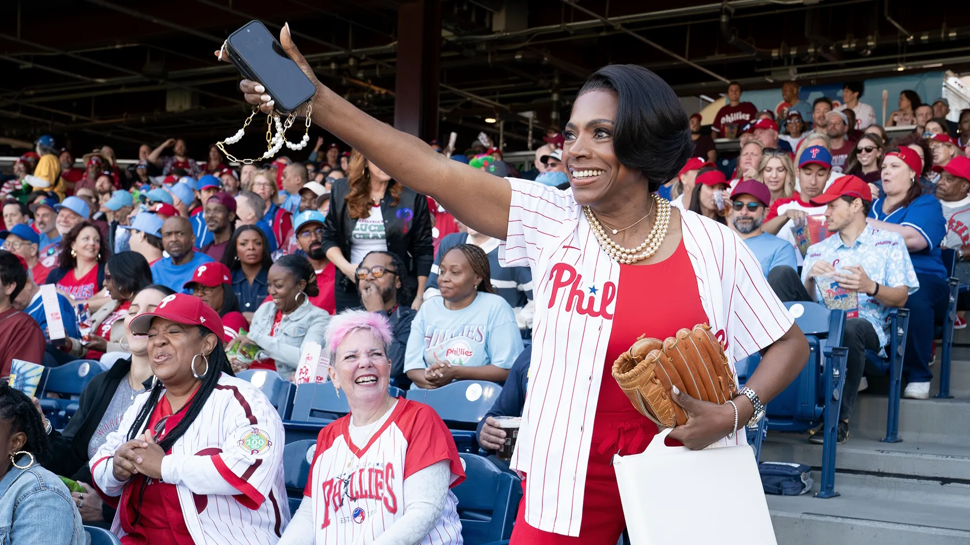 thumbnail - S5:E3 Ballgame