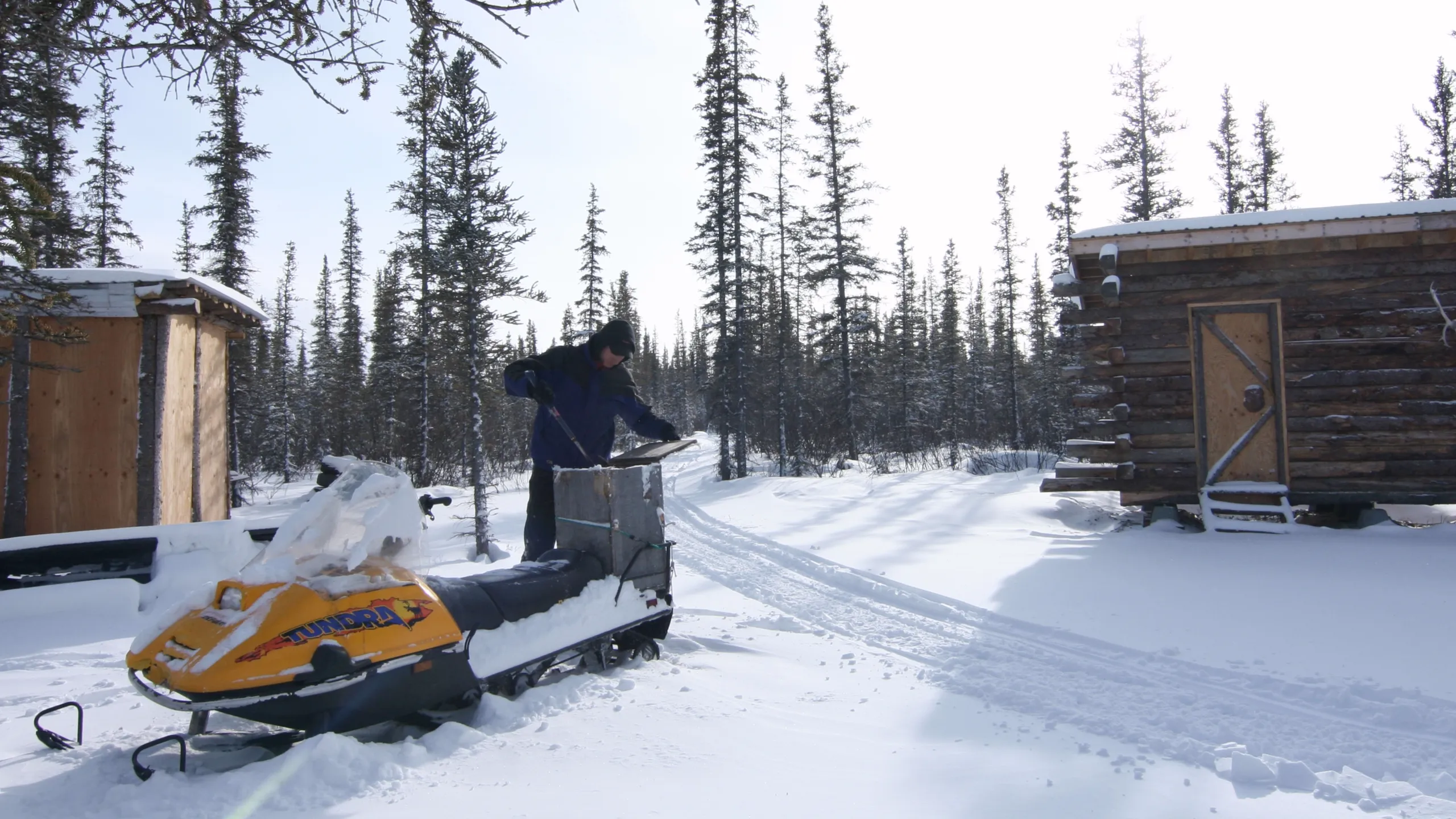 thumbnail - S1:E5 Blood, Sweat and Fear