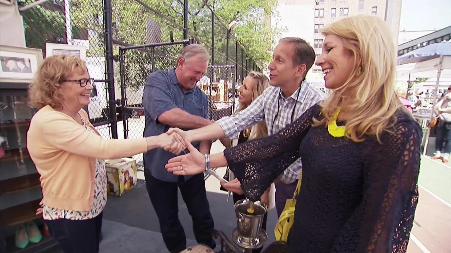 thumbnail - S6:E8 Kids vs. Parents