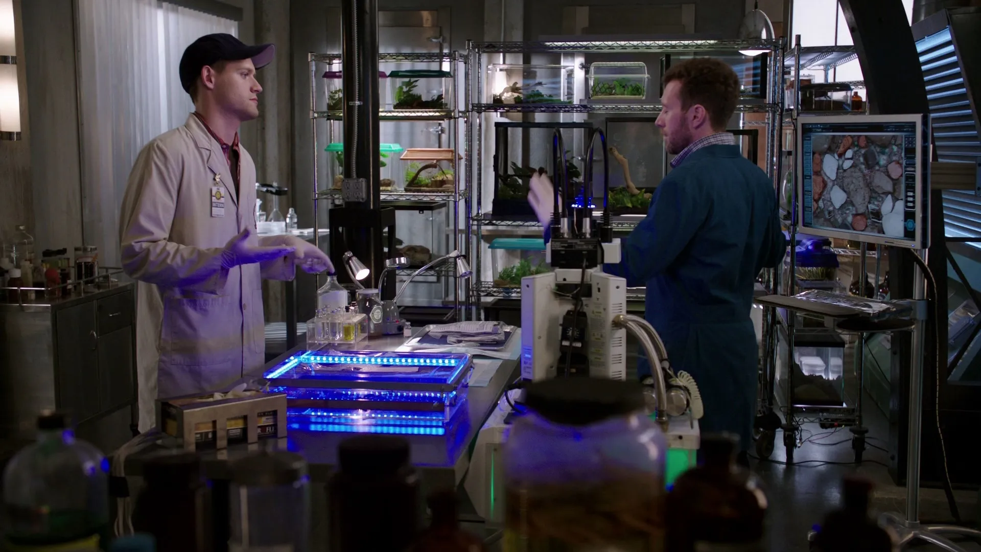 thumbnail - S9:E19 The Turn in the Urn