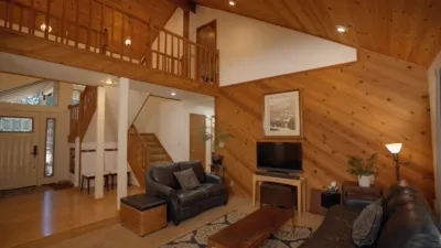 thumbnail - S1:E3 Room to Play