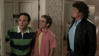 thumbnail - S10:E4 Man of the House