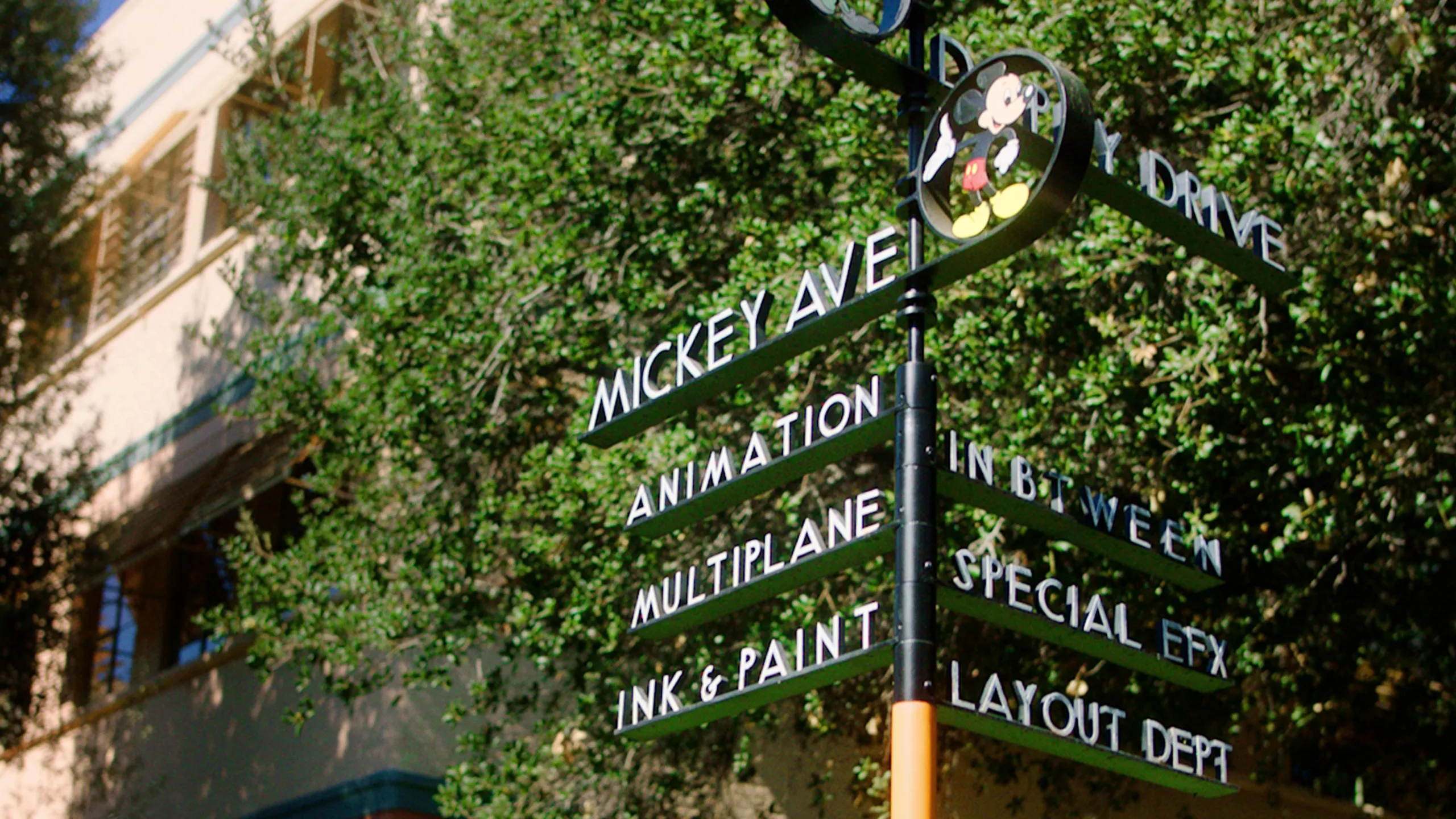 thumbnail - S1:E8 Drawn to Life, Muppets and the Haunted Mansion, Our Very Own Studio Tour