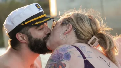 thumbnail - S1:E3 Who's Your Daddy?