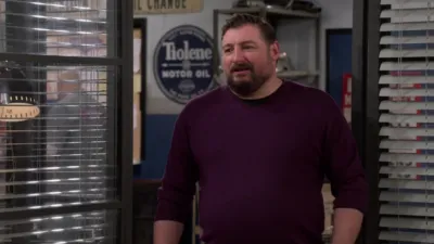 thumbnail - S5:E7 Welcome to the Working Week