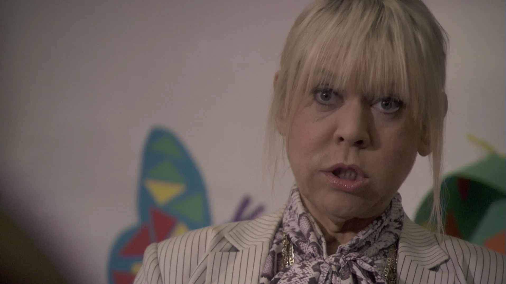 thumbnail - S11:E10 Crossing the Line