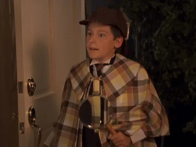 thumbnail - S2:E23 Clue-less