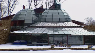 thumbnail - S1:E1 Italian Castle, Seaside House, Ferry Boat