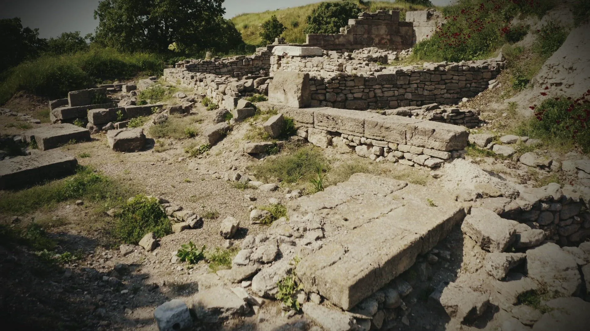 thumbnail - S2:E10 Lost Sites