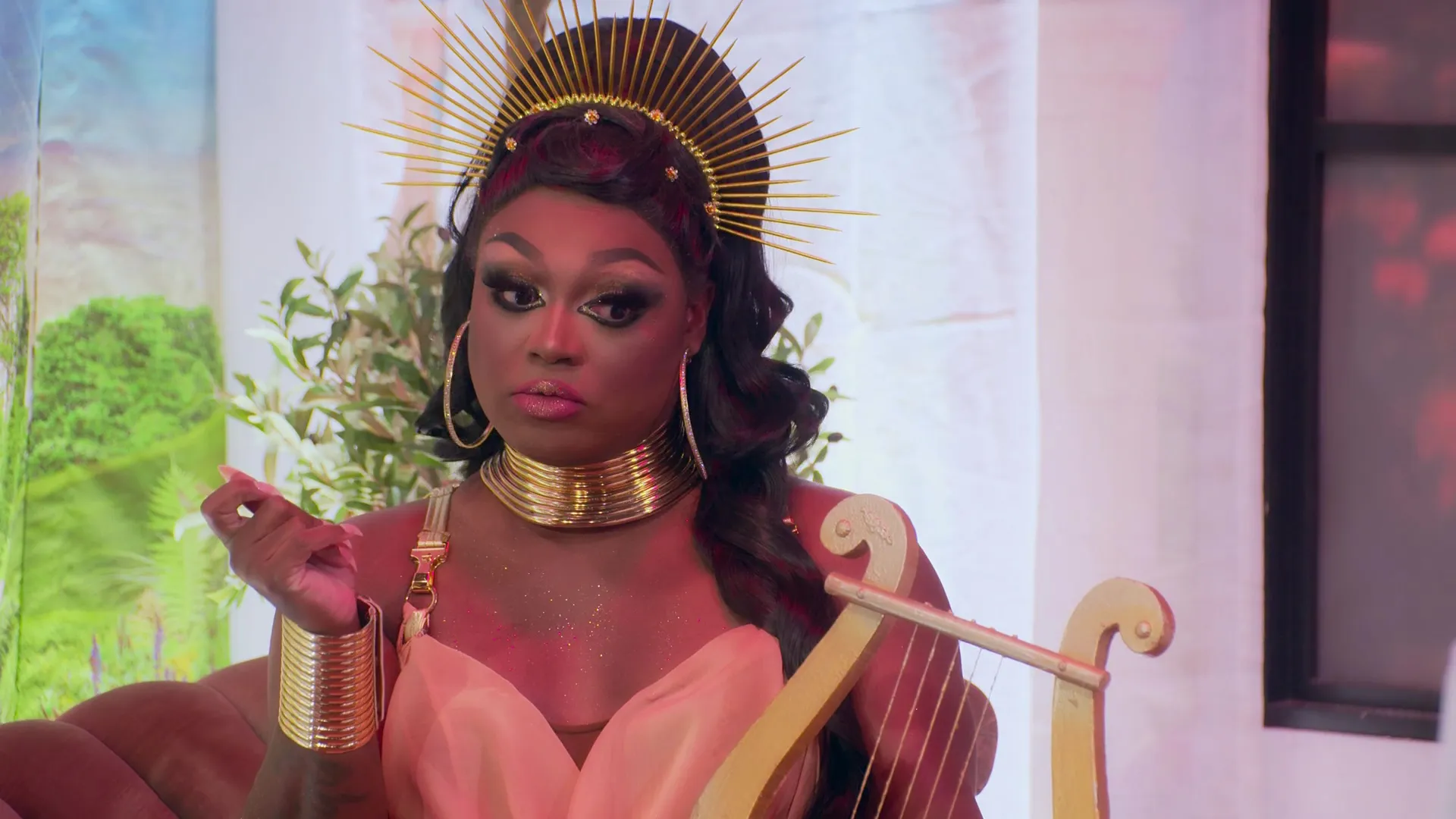thumbnail - S1:E4 Toga Party