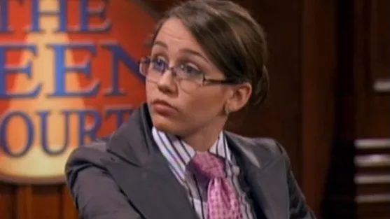 thumbnail - S2:E3 You Are So Sue-Able to Me