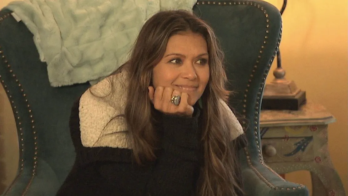 thumbnail - S2:E6 Nia Peeples / Tiffany
