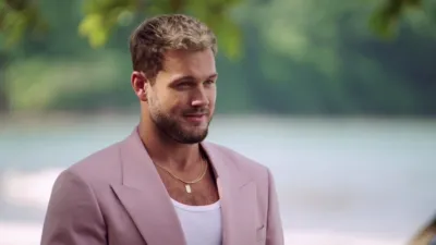 thumbnail - S1:E10 The Big Finish