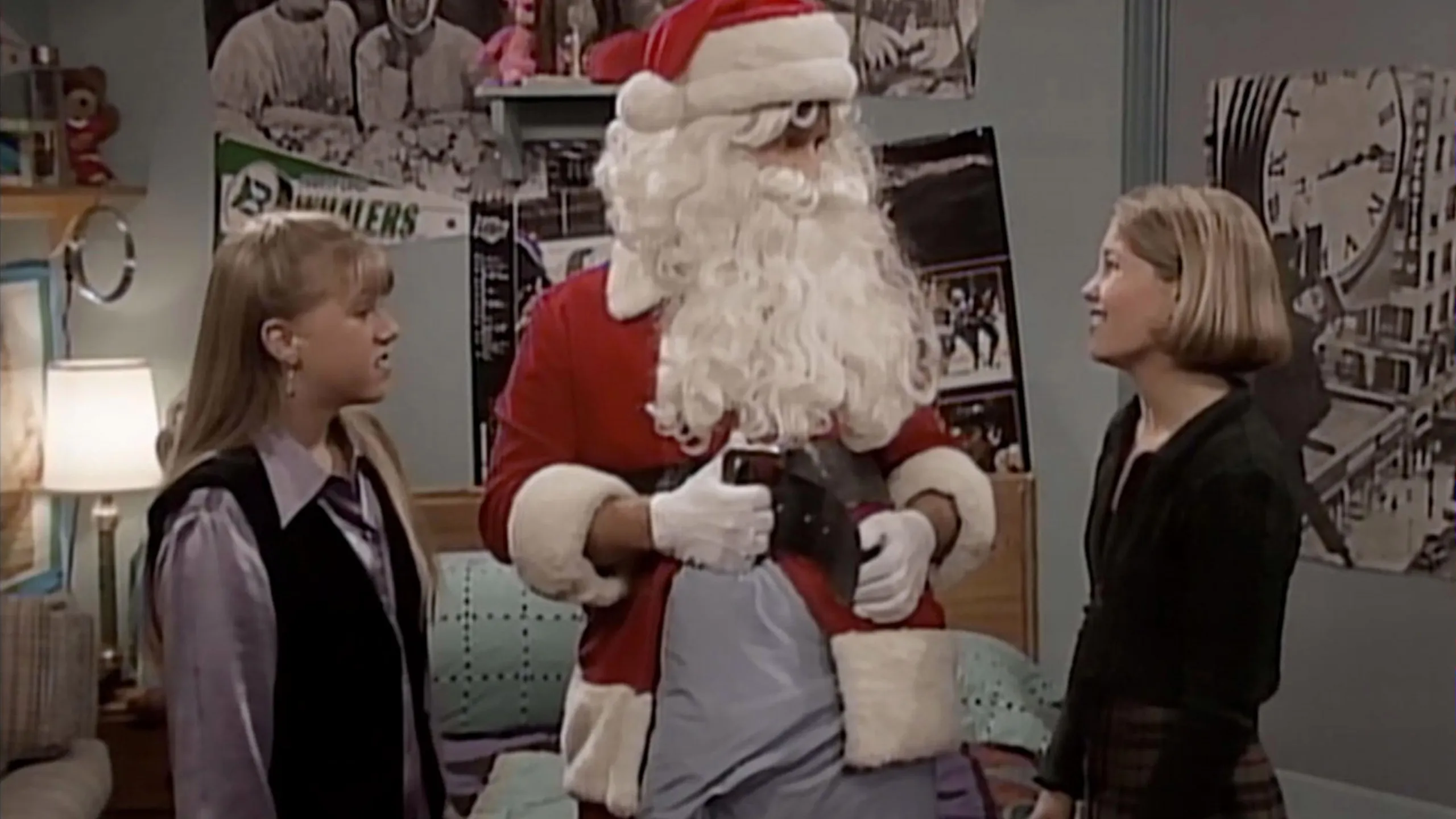 thumbnail - S8:E11 Arrest Ye Merry Gentlemen