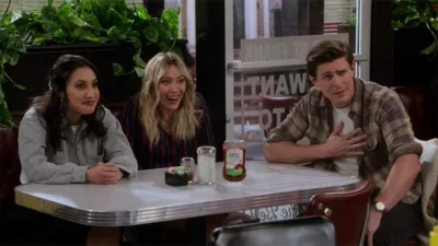 thumbnail - S2:E12 Not a Mamma Mia